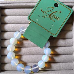 Moonstone Stretch Bracelet NEW/J90